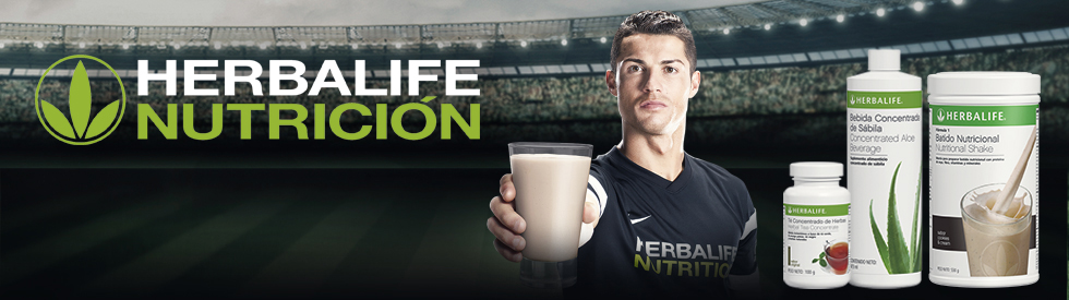 CR7_HN_BlkShirt_H24WaterBottle_Blk_3
